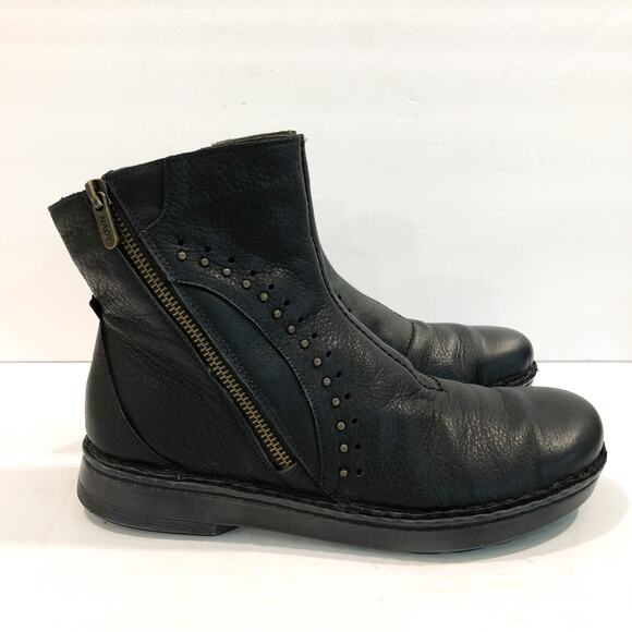 NAOT Cetona Black Leather Boots - Picture 2 of 10